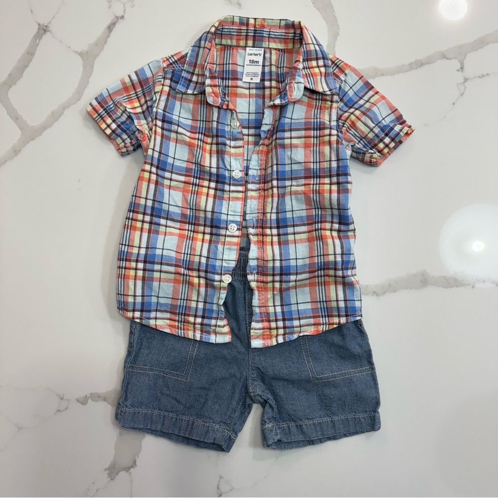 Carter’s Plaid Short Sleeve Kids Set
